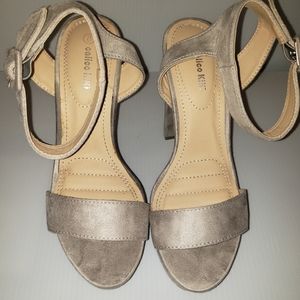 Calico KiKi Sturdy Ankle Strap Platform Heel (Neutral/Grey)